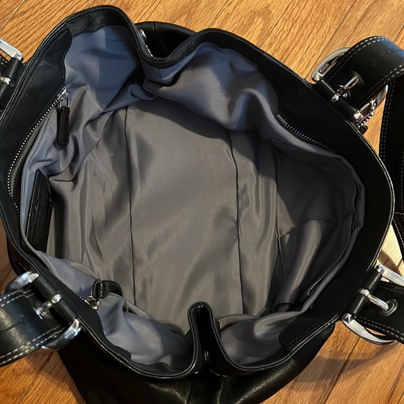 COACH Black Satchel Authentic - Picture 10 of 16